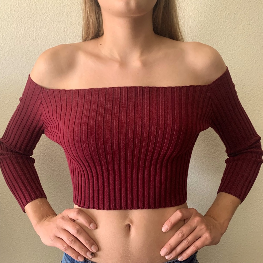 Maroon crop top
